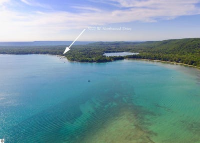 /international/us/5227-w-northwood-drive-glen-arbor-mi-110106500926/