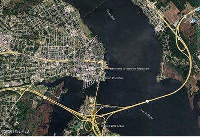 /international/us/307-middle-street-new-bern-nc-110120498543/