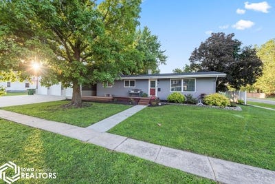 /international/us/602-w-chestnut-street-bloomfield-ia-110108696625/