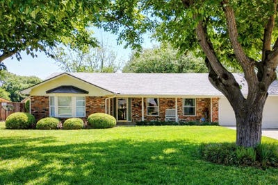/international/us/1007-w-edwards-street-olney-tx-110107819518/