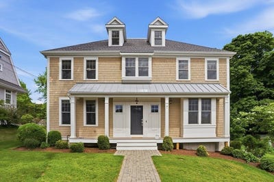 /international/us/7-howe-st-hingham-ma-110108535391/