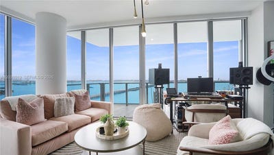 /international/us/2900-ne-7th-ave-miami-fl-110108588163/