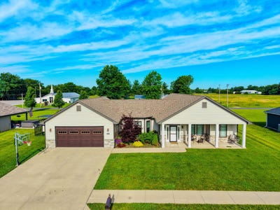 /international/us/1911-chariton-ave-moberly-mo-110108386057/