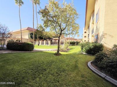 /international/us/10330-w-thunderbird-boulevard-sun-city-az-110105355746/