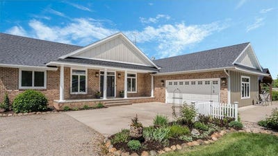 /international/us/3793-25th-street-ne-minden-twp-mn-110101112887/