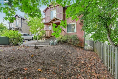 /international/us/38909-sandy-heights-st-sandy-or-110107854095/