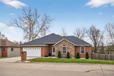 /international/us/133-keystone-drive-jackson-mo-110106771569/
