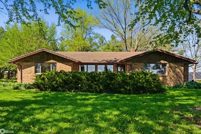 /international/us/1062-james-ave-winfield-ia-110107606294/