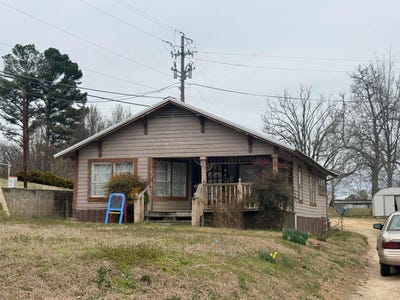 /international/us/929-main-st-brilliant-al-110106023039/