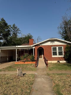 /international/us/932-elm-st-colorado-city-tx-110100399482/