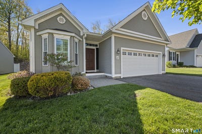 /international/us/11-webster-lane-middletown-ct-110107875507/