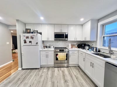 /international/us/82-sparkill-watertown-ma-110108616038/