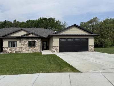 /international/us/1507-regency-circle-n-norfolk-ne-110108059035/