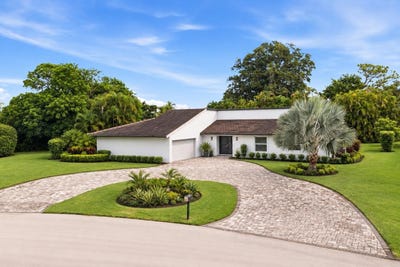 /international/us/6451-eastpointe-pines-street-palm-beach-gardens-fl-110120416221/