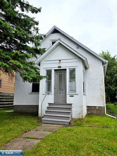 /international/us/315-2nd-chisholm-mn-110100980695/
