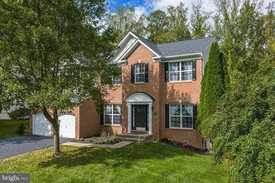 /international/us/14468-general-washington-drive-woodbridge-va-110120827493/