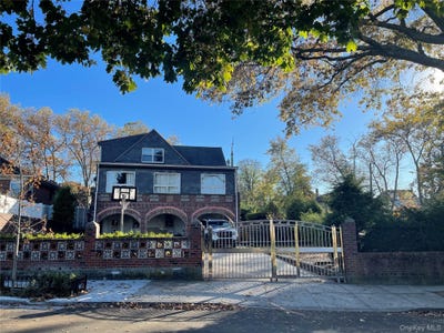/international/us/29-05-murray-street-flushing-ny-110110321565/