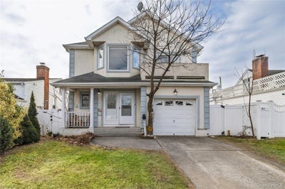 /international/us/458-e-pine-street-long-beach-ny-110108338884/