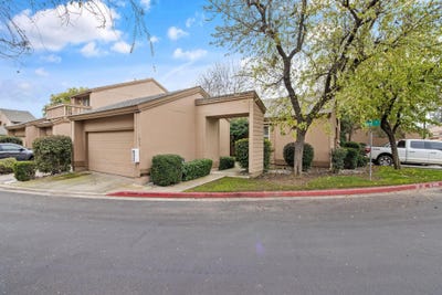 /international/us/1233-s-kent-street-visalia-ca-110105510240/