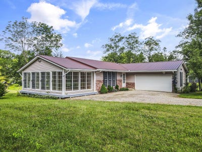 /international/us/10285-dock-2-county-rd-108-glouster-oh-110100320471/