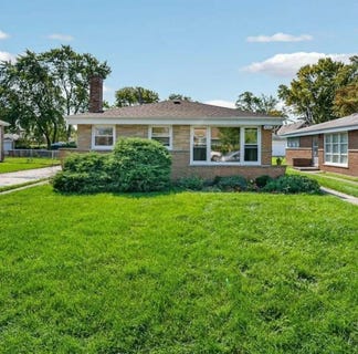 /international/us/5151-chase-avenue-skokie-il-110108139338/