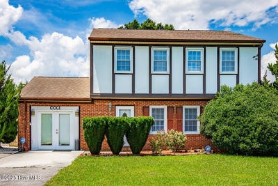 /international/us/301-murdoch-road-newport-nc-110100831384/