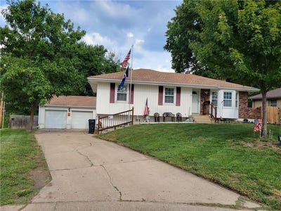 /international/us/718-sw-williams-street-lee-s-summit-mo-110101425361/?lang=en