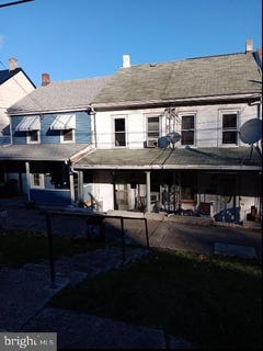 /international/us/931-w-spruce-street-coal-township-pa-110106232477/