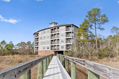 /international/us/16728-county-road-6-gulf-shores-al-110104875365/