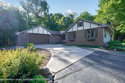 /international/us/2835-willoughby-road-mason-mi-110108362690/