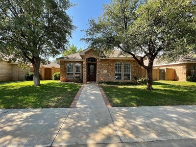 /international/us/3201-southridge-court-midland-tx-110101069135/