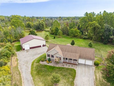 /international/us/5393-holley-byron-road-holley-ny-110107304391/