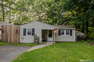 /international/us/37-lake-street-ledyard-ct-110108822201/