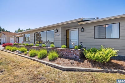 /international/us/1356-e-8th-st-port-angeles-wa-110108551660/