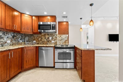 /international/us/225-queen-street-honolulu-hi-110108202812/
