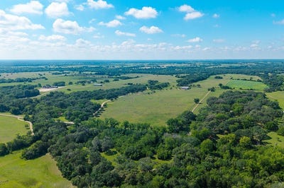/international/us/5018-wolters-rd-schulenburg-tx-110108152521/