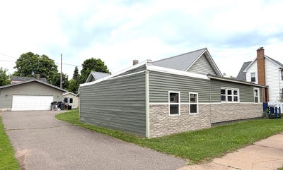 /international/us/749-michigan-street-ishpeming-mi-110109165764/