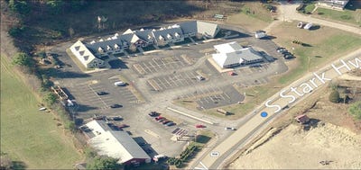 /international/us/425-s-stark-highway-weare-nh-110079382228/