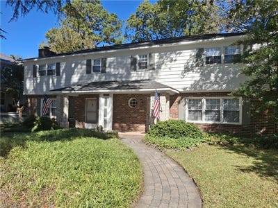 /international/us/4407-victoria-boulevard-hampton-va-110120770240/
