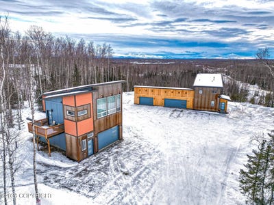 /international/us/11966-w-larae-road-houston-ak-110105802076/