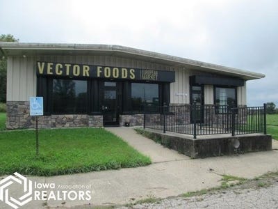 /international/us/1812-w-court-avenue-chariton-ia-110120042999/