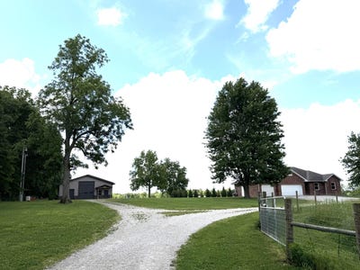 /international/us/258-state-highway-32-buffalo-mo-110108331930/