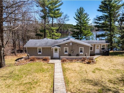 /international/us/31378-lakeside-avenue-pequot-lakes-mn-110107542902/