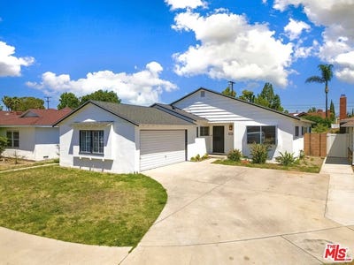 /international/us/13127-hartland-st-north-hollywood-ca-110099823457/