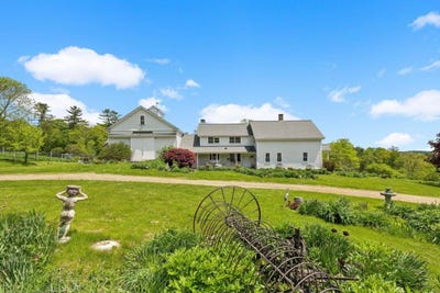 /international/us/24-white-brook-drive-sullivan-nh-110099894900/