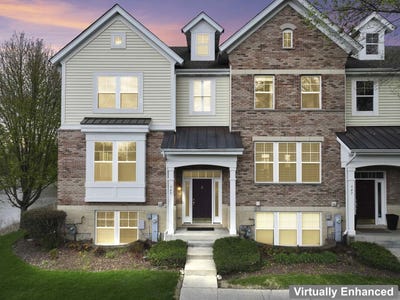 /international/us/949-indigo-court-hanover-park-il-110107851998/
