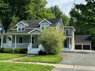 /international/us/69-elm-potsdam-ny-110093488993/