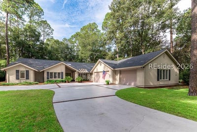 /international/us/1-clearwater-lane-hilton-head-island-sc-110120532043/