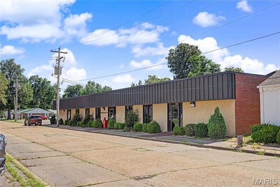 /international/us/205-s-new-madrid-street-sikeston-mo-110108819880/