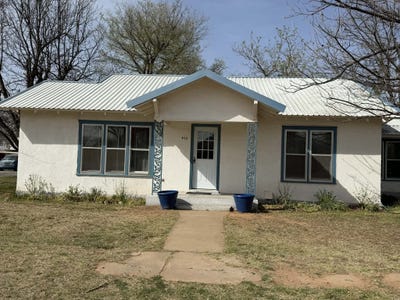 /international/us/410-w-reiman-street-seymour-tx-110106675493/